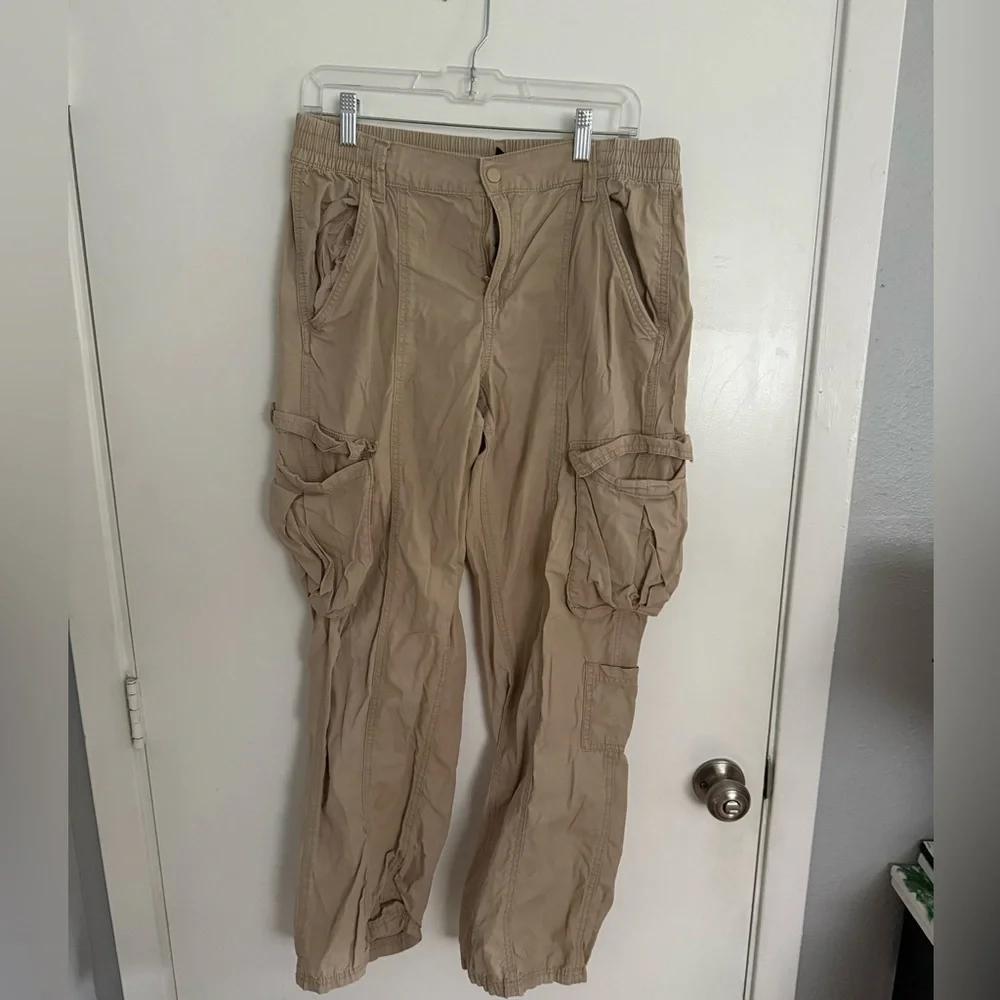 H&M Dividend Cargo Pants - Picture 2 of 4